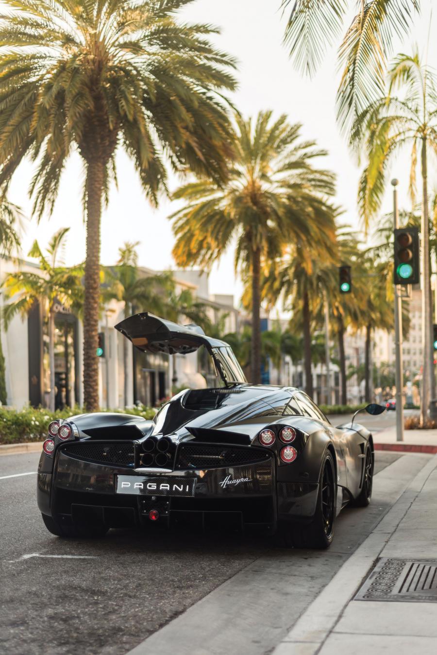  Pagani Huayra Pacchetto Tempesta 2016 года  (NA) (фото 16 из 40)